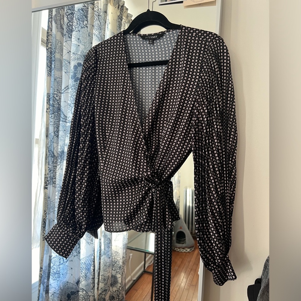 Intermix Jenna Printed Wrap Top Women’s 8